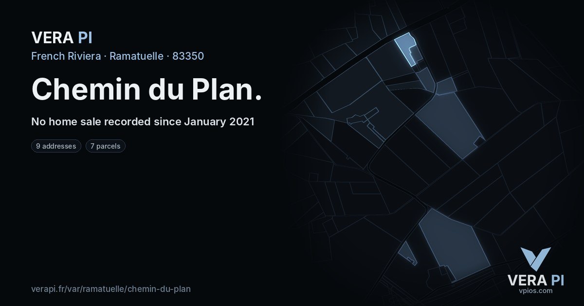 Chemin du Plan, Ramatuelle at night – every parcel coloured by the prices around it, the street's own parcels lit