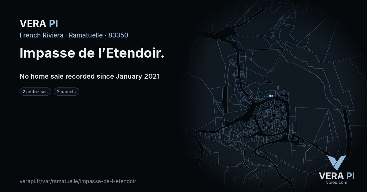 Impasse de l’Etendoir, Ramatuelle at night – every parcel coloured by the prices around it, the street's own parcels lit