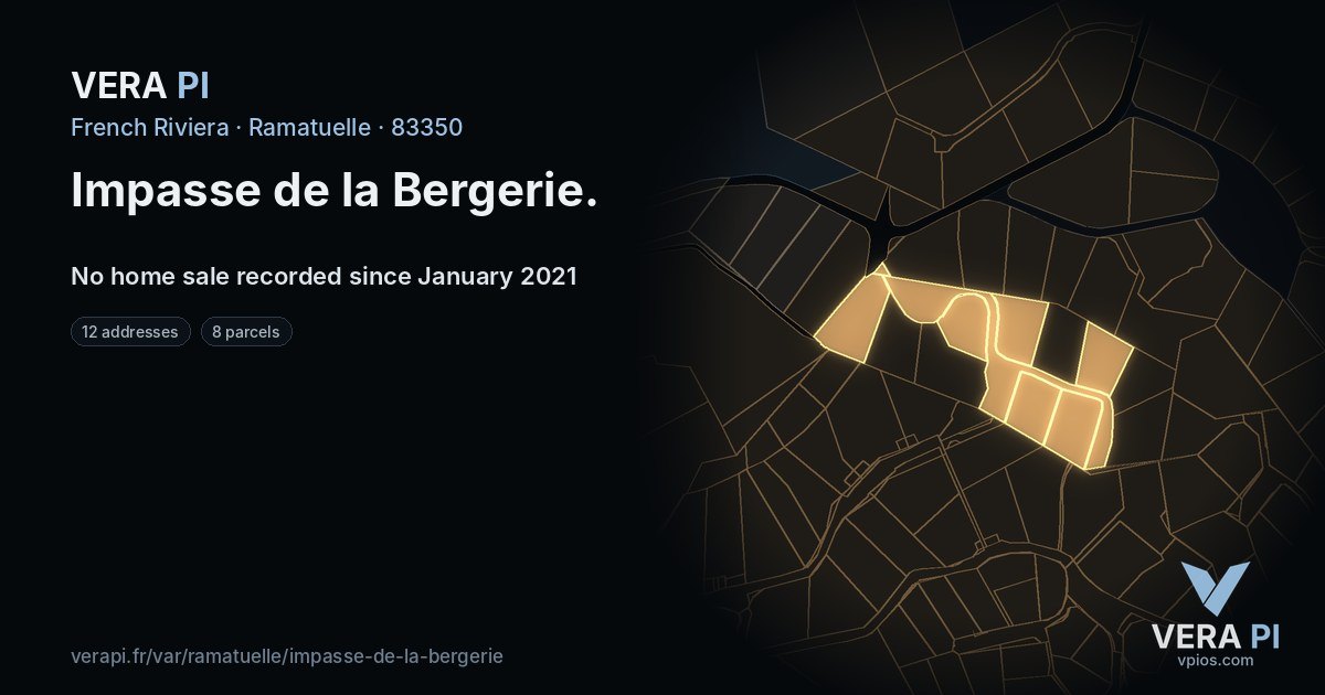 Impasse de la Bergerie, Ramatuelle at night – every parcel coloured by the prices around it, the street's own parcels lit