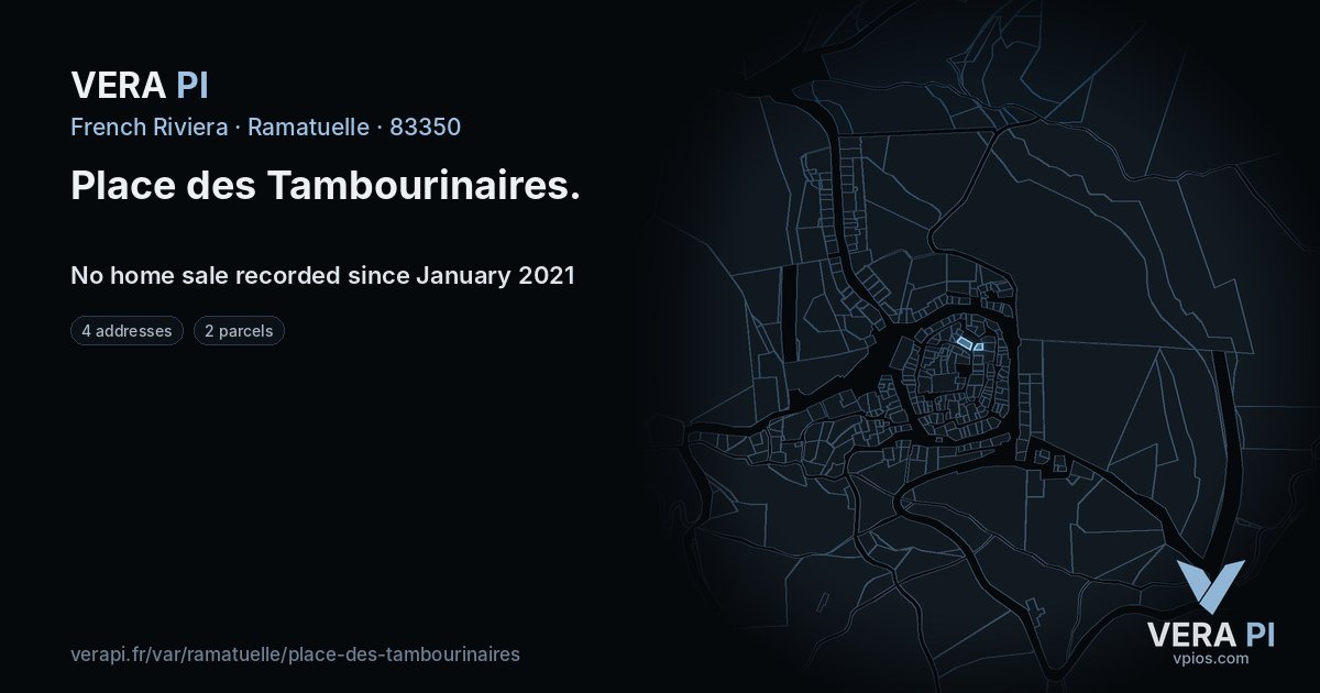 Place des Tambourinaires, Ramatuelle at night – every parcel coloured by the prices around it, the street's own parcels lit