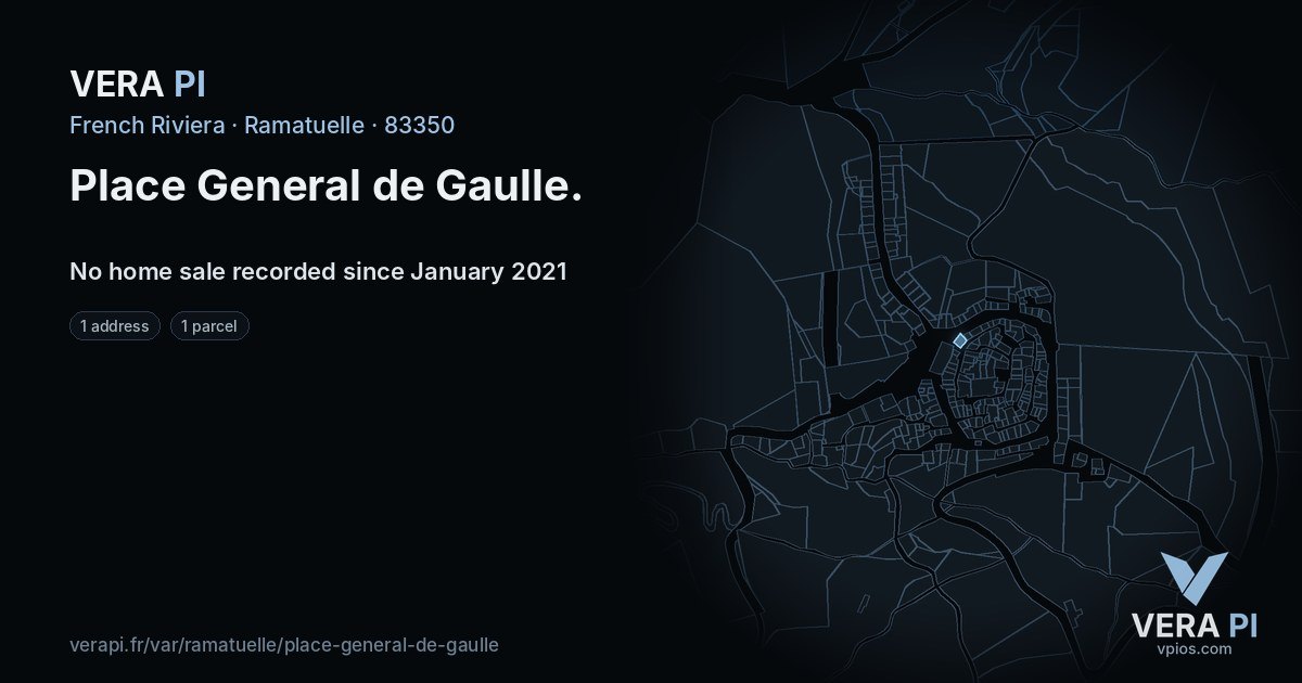 Place General de Gaulle, Ramatuelle at night – every parcel coloured by the prices around it, the street's own parcels lit