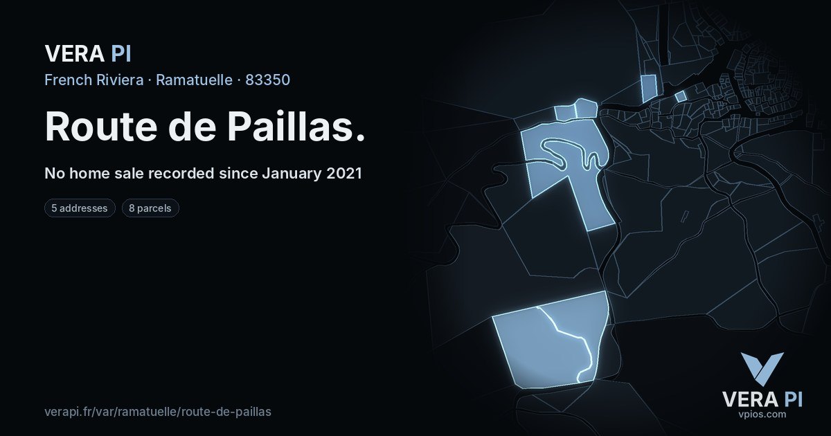 Route de Paillas, Ramatuelle at night – every parcel coloured by the prices around it, the street's own parcels lit
