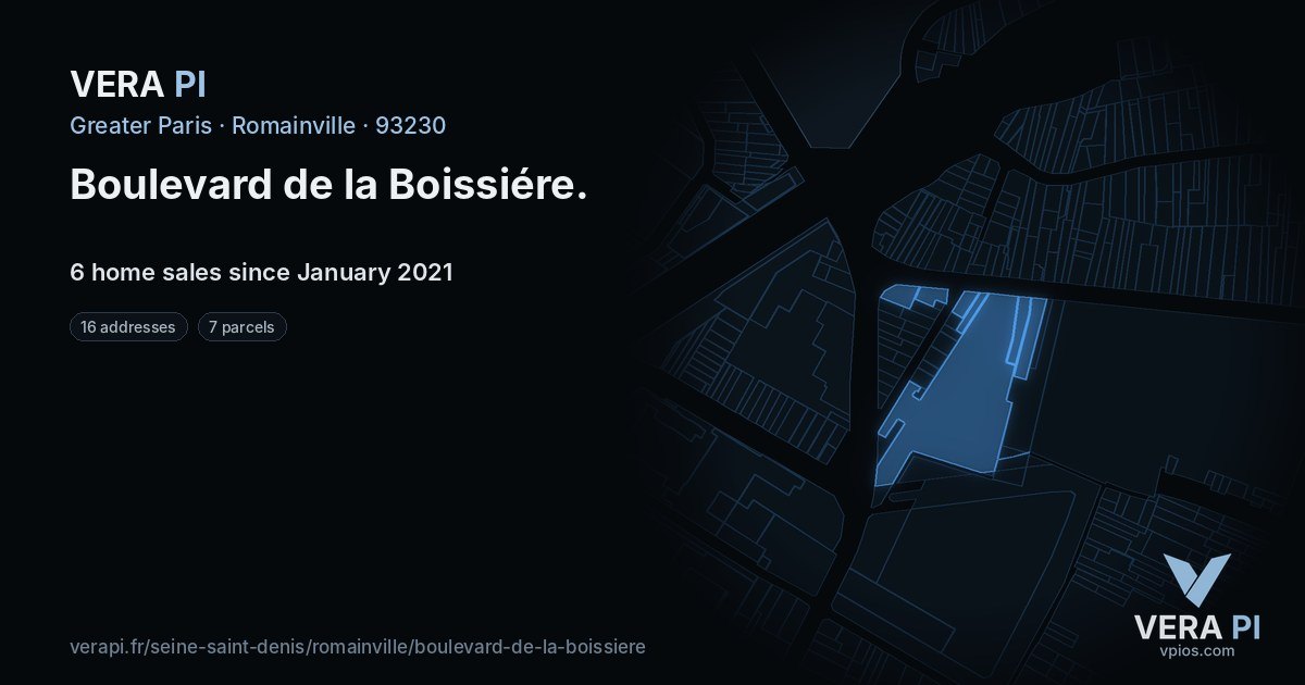 Boulevard de la Boissiére, Romainville at night – every parcel coloured by the prices around it, the street's own parcels lit