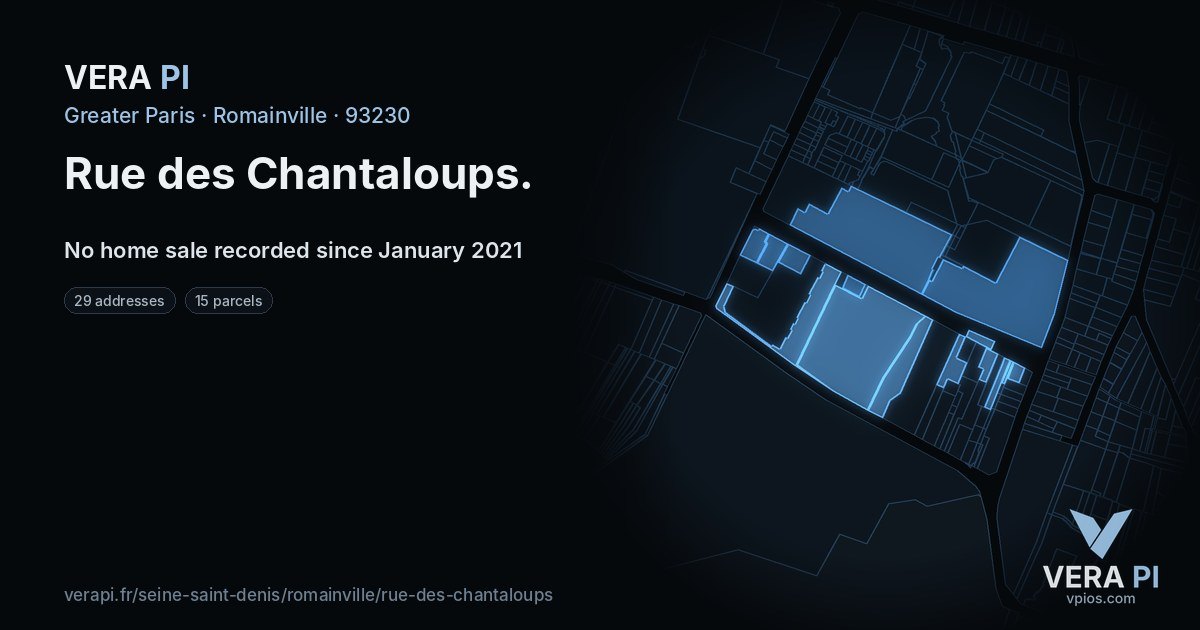 Rue des Chantaloups, Romainville at night – every parcel coloured by the prices around it, the street's own parcels lit
