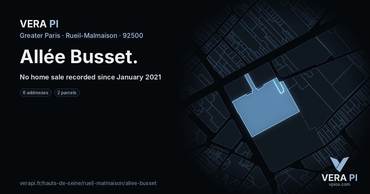Allée Busset, Rueil-Malmaison at night – every parcel coloured by the prices around it, the street's own parcels lit