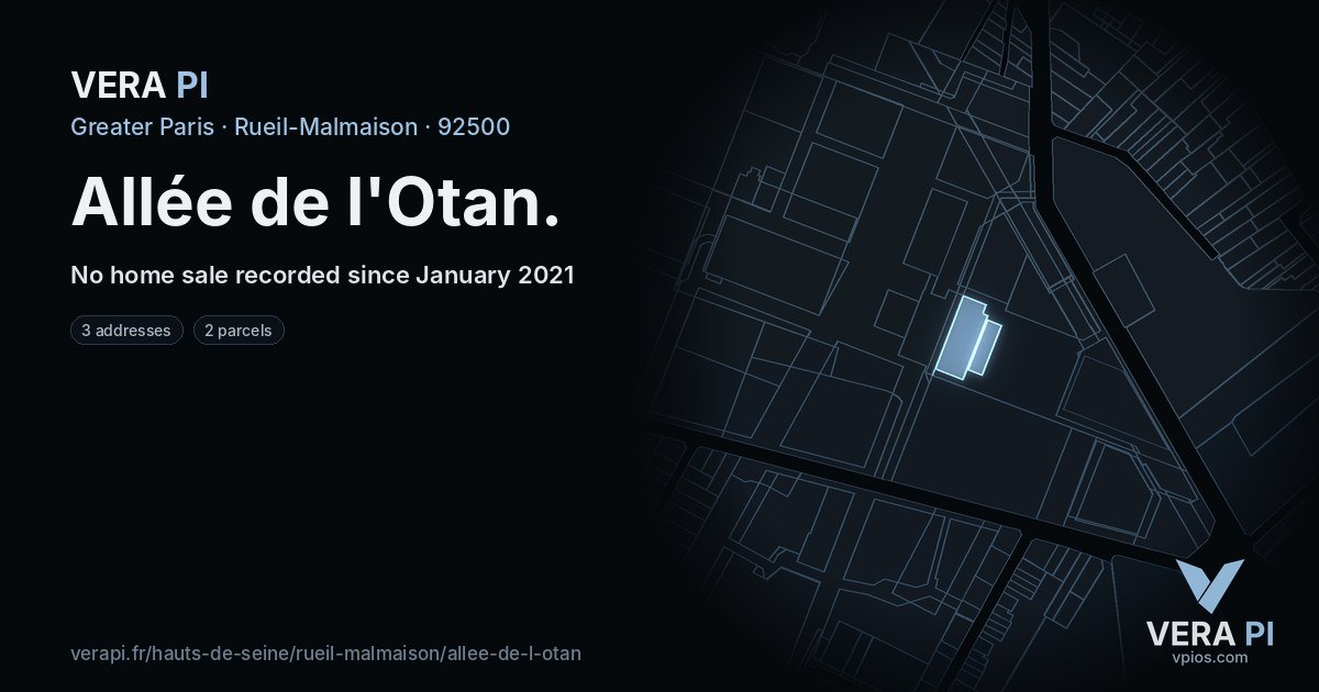 Allée de l'Otan, Rueil-Malmaison at night – every parcel coloured by the prices around it, the street's own parcels lit