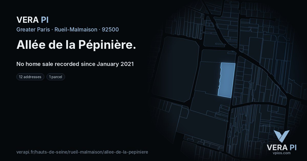 Allée de la Pépinière, Rueil-Malmaison at night – every parcel coloured by the prices around it, the street's own parcels lit