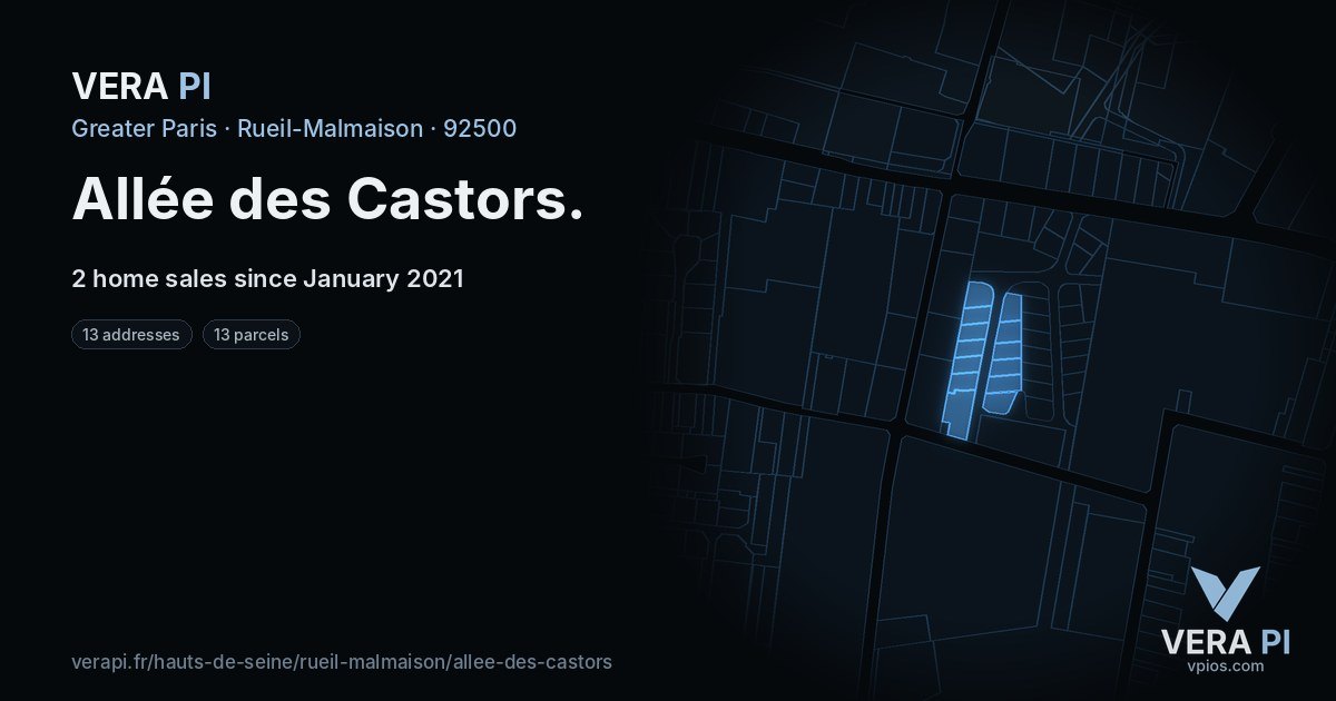 Allée des Castors, Rueil-Malmaison at night – every parcel coloured by the prices around it, the street's own parcels lit