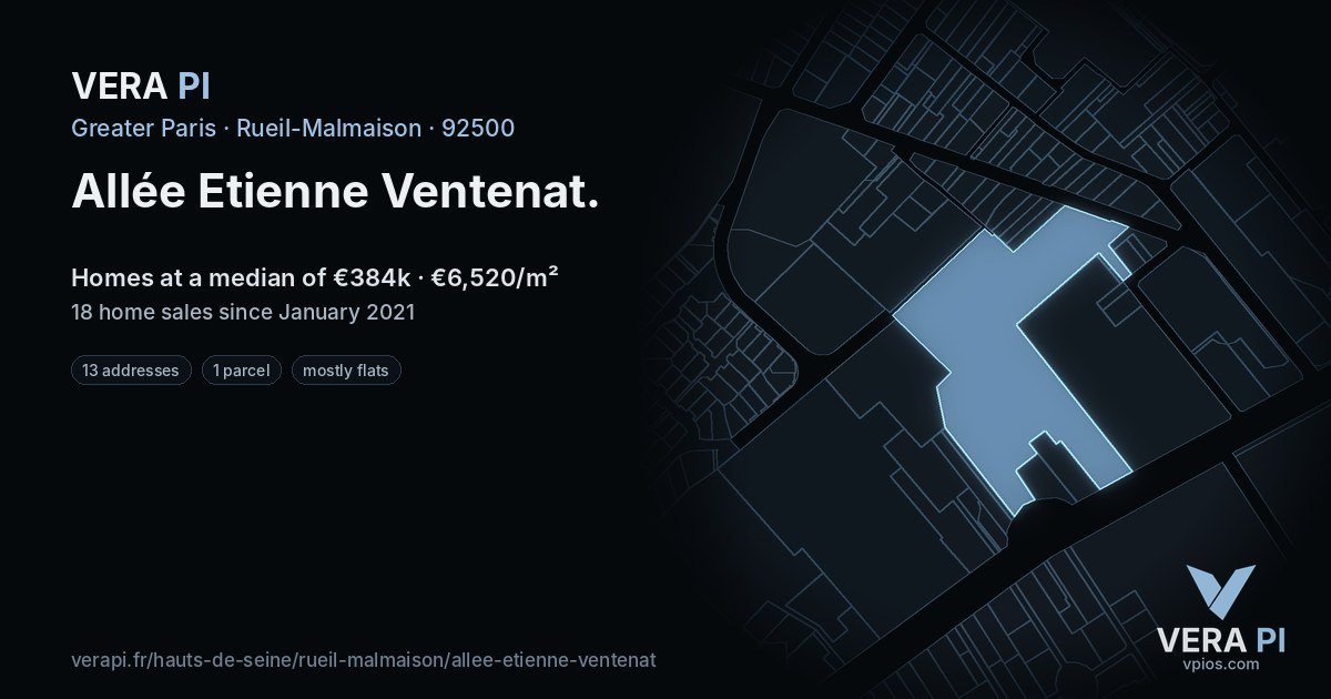 Allée Etienne Ventenat, Rueil-Malmaison at night – every parcel coloured by the prices around it, the street's own parcels lit