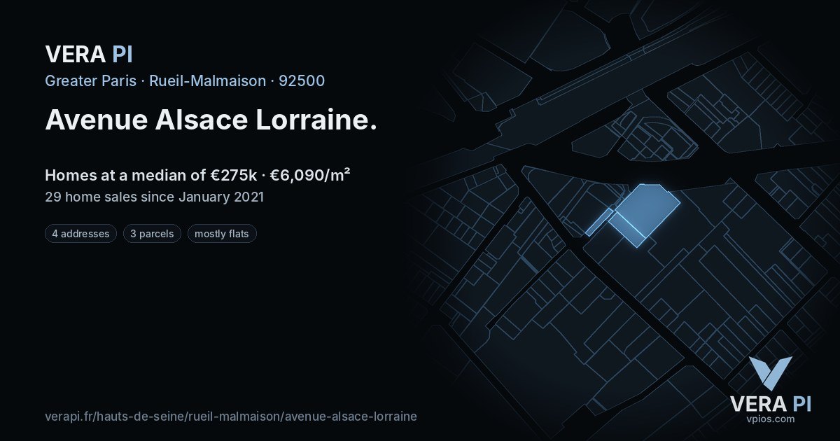 Avenue Alsace Lorraine, Rueil-Malmaison at night – every parcel coloured by the prices around it, the street's own parcels lit