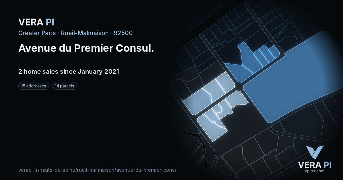 Avenue du Premier Consul, Rueil-Malmaison at night – every parcel coloured by the prices around it, the street's own parcels lit