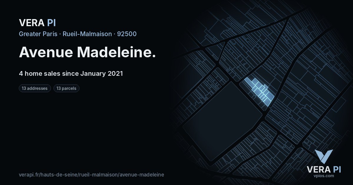 Avenue Madeleine, Rueil-Malmaison at night – every parcel coloured by the prices around it, the street's own parcels lit