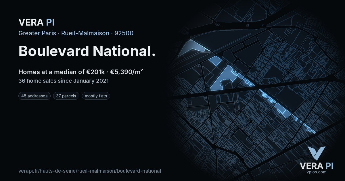 Boulevard National, Rueil-Malmaison at night – every parcel coloured by the prices around it, the street's own parcels lit