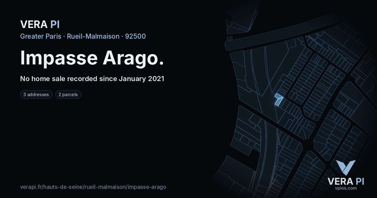 Impasse Arago, Rueil-Malmaison at night – every parcel coloured by the prices around it, the street's own parcels lit