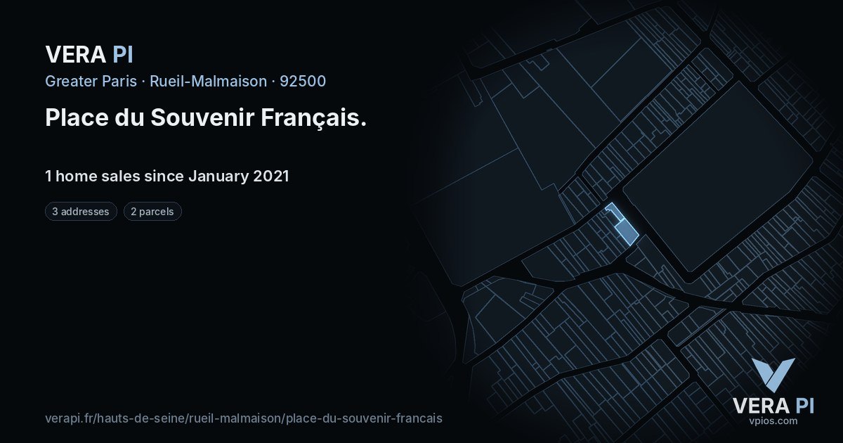 Place du Souvenir Français, Rueil-Malmaison at night – every parcel coloured by the prices around it, the street's own parcels lit