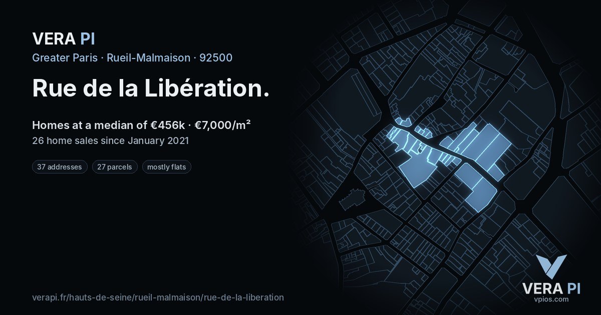 Rue de la Libération, Rueil-Malmaison at night – every parcel coloured by the prices around it, the street's own parcels lit