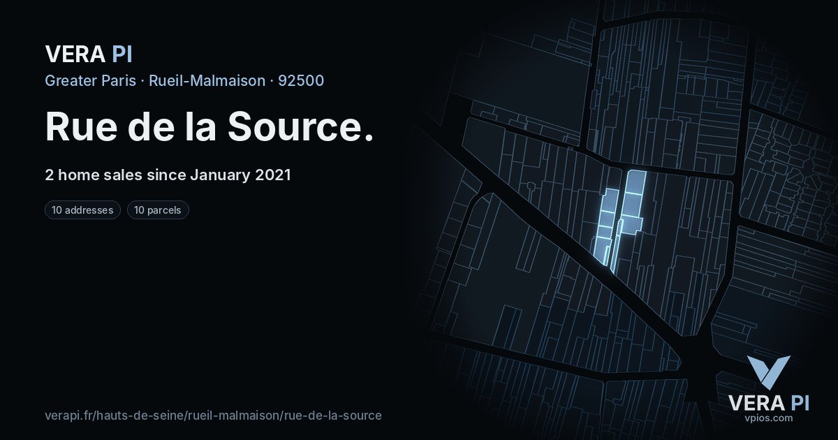 Rue de la Source, Rueil-Malmaison at night – every parcel coloured by the prices around it, the street's own parcels lit