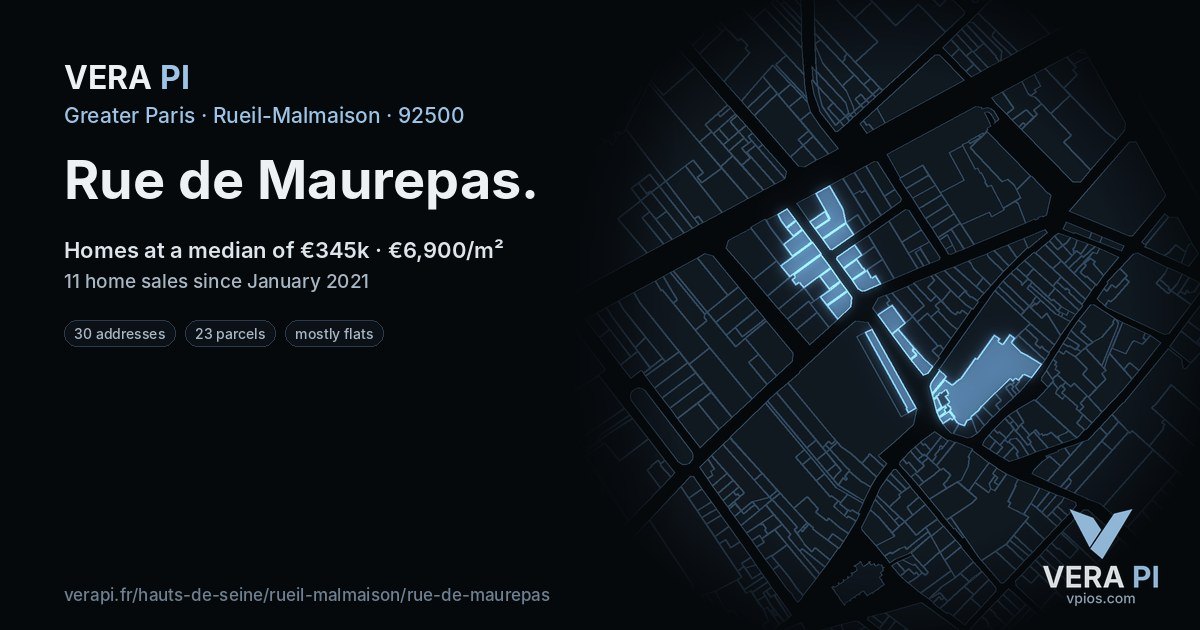 Rue de Maurepas, Rueil-Malmaison at night – every parcel coloured by the prices around it, the street's own parcels lit