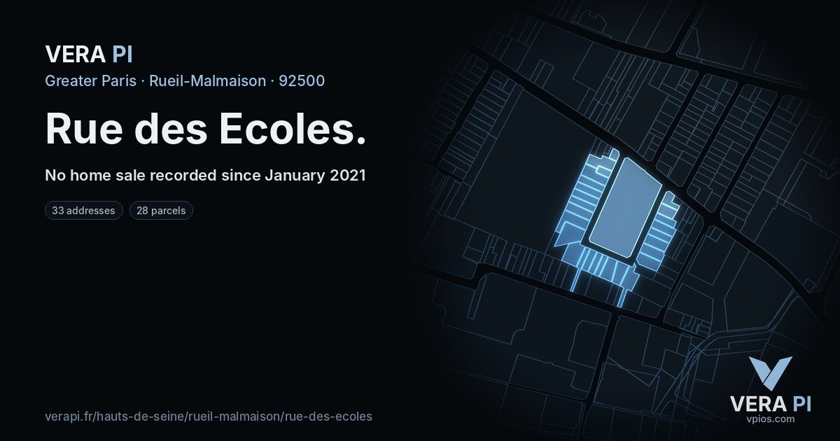 Rue des Ecoles, Rueil-Malmaison at night – every parcel coloured by the prices around it, the street's own parcels lit