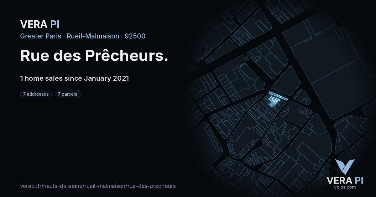 Rue des Prêcheurs, Rueil-Malmaison at night – every parcel coloured by the prices around it, the street's own parcels lit