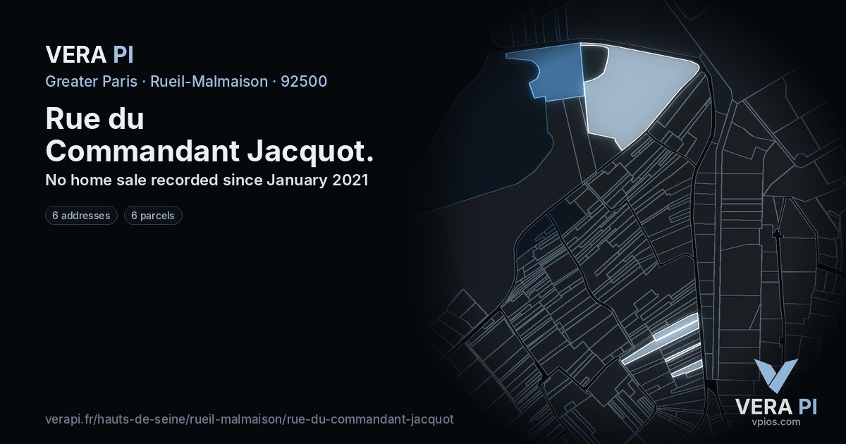 Rue du Commandant Jacquot, Rueil-Malmaison at night – every parcel coloured by the prices around it, the street's own parcels lit