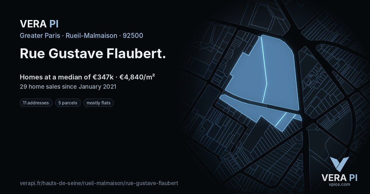 Rue Gustave Flaubert, Rueil-Malmaison at night – every parcel coloured by the prices around it, the street's own parcels lit