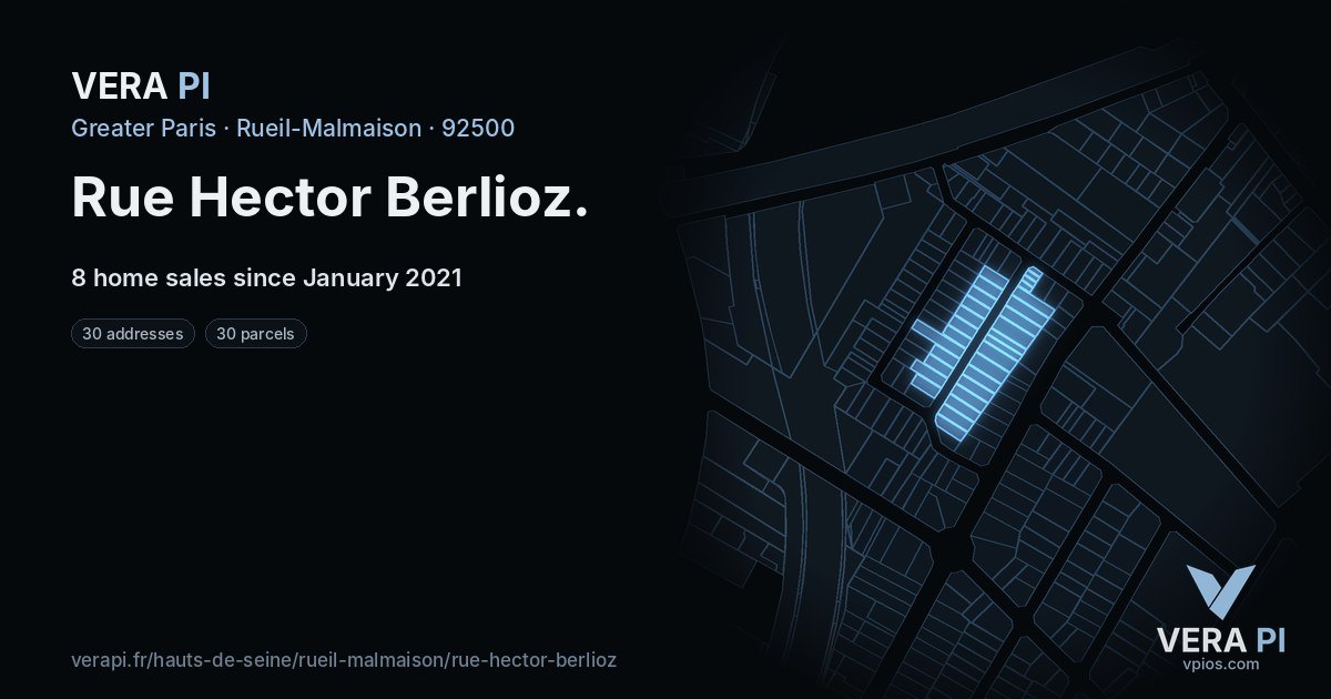 Rue Hector Berlioz, Rueil-Malmaison at night – every parcel coloured by the prices around it, the street's own parcels lit
