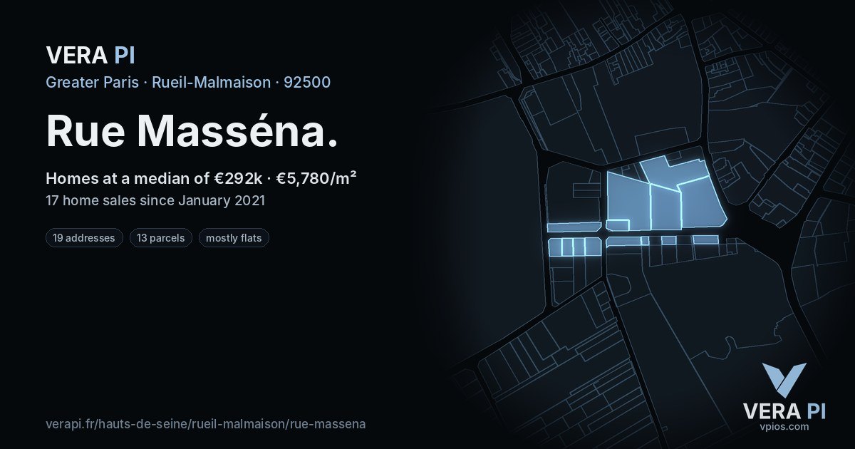 Rue Masséna, Rueil-Malmaison at night – every parcel coloured by the prices around it, the street's own parcels lit