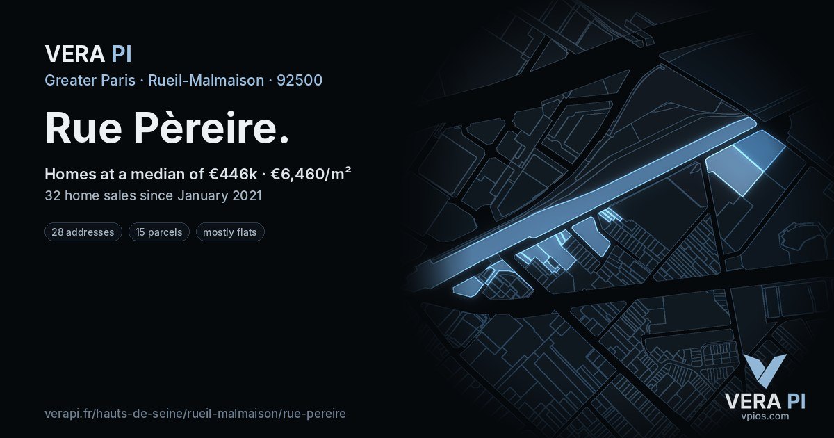Rue Pèreire, Rueil-Malmaison at night – every parcel coloured by the prices around it, the street's own parcels lit