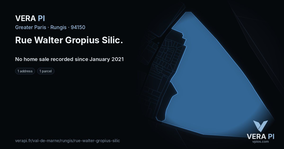 Rue Walter Gropius Silic, Rungis at night – every parcel coloured by the prices around it, the street's own parcels lit
