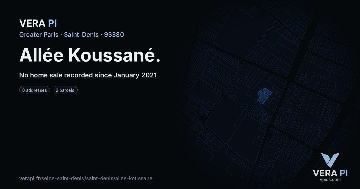 Allée Koussané, Saint-Denis at night – every parcel coloured by the prices around it, the street's own parcels lit