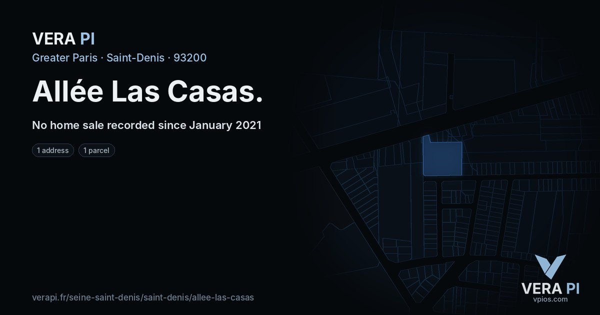 Allée Las Casas, Saint-Denis at night – every parcel coloured by the prices around it, the street's own parcels lit