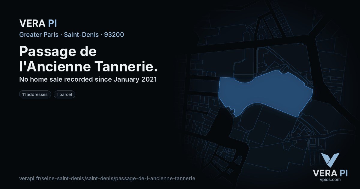 Passage de l'Ancienne Tannerie, Saint-Denis at night – every parcel coloured by the prices around it, the street's own parcels lit