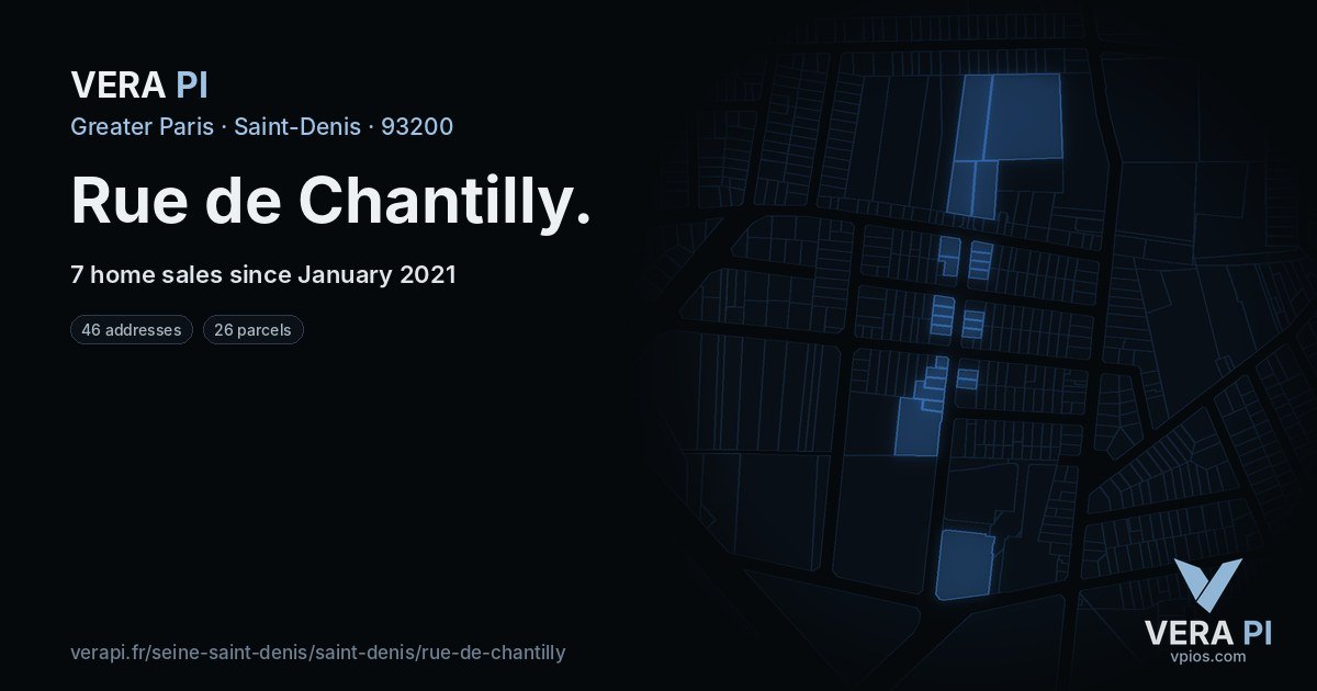 Rue de Chantilly, Saint-Denis at night – every parcel coloured by the prices around it, the street's own parcels lit