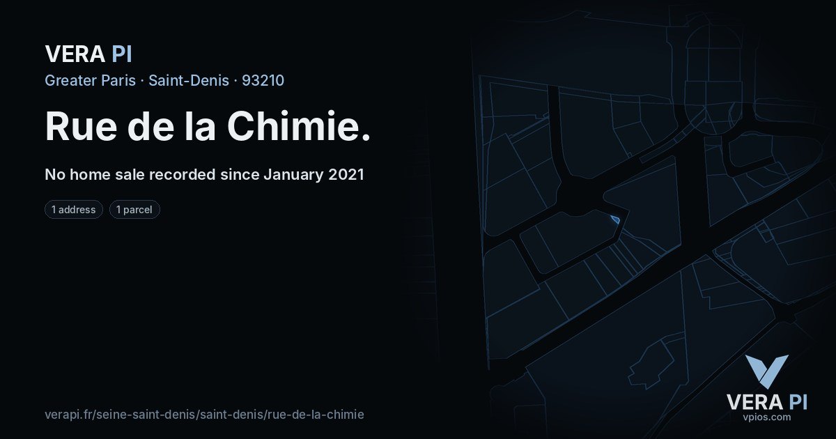 Rue de la Chimie, Saint-Denis at night – every parcel coloured by the prices around it, the street's own parcels lit