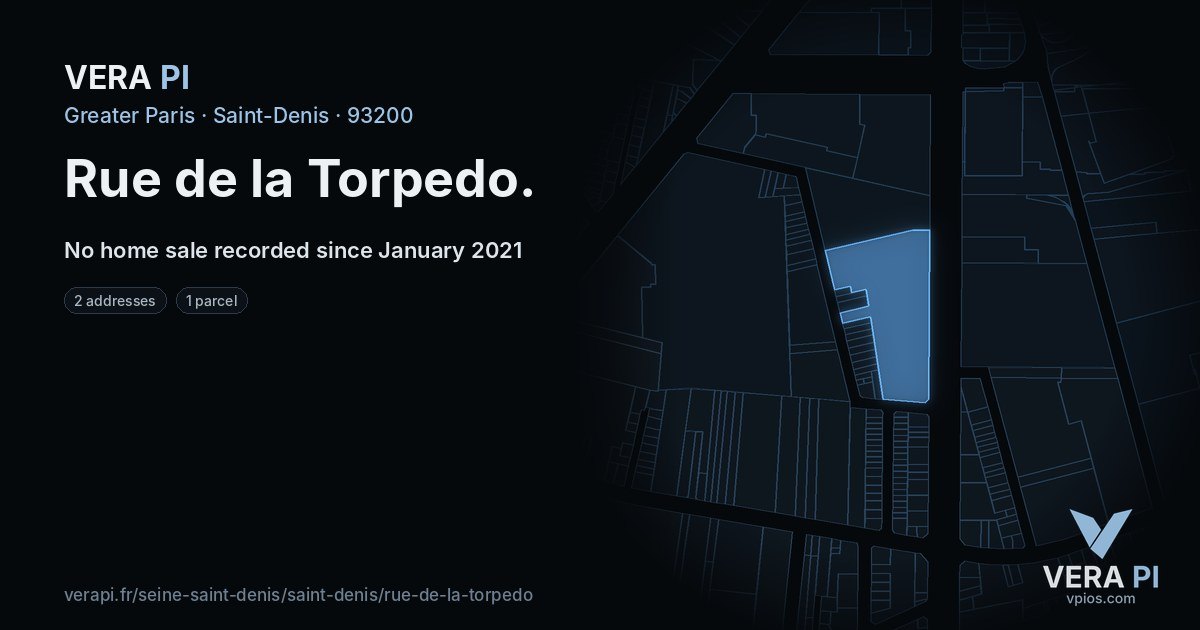 Rue de la Torpedo, Saint-Denis at night – every parcel coloured by the prices around it, the street's own parcels lit