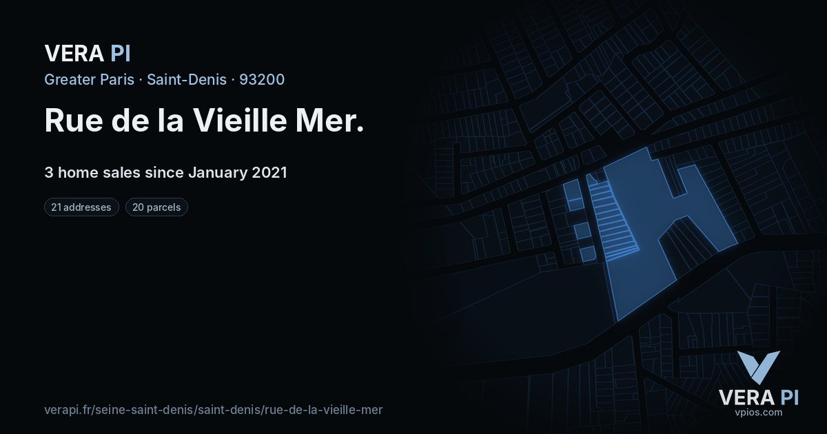 Rue de la Vieille Mer, Saint-Denis at night – every parcel coloured by the prices around it, the street's own parcels lit