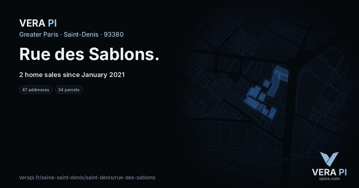Rue des Sablons, Saint-Denis at night – every parcel coloured by the prices around it, the street's own parcels lit