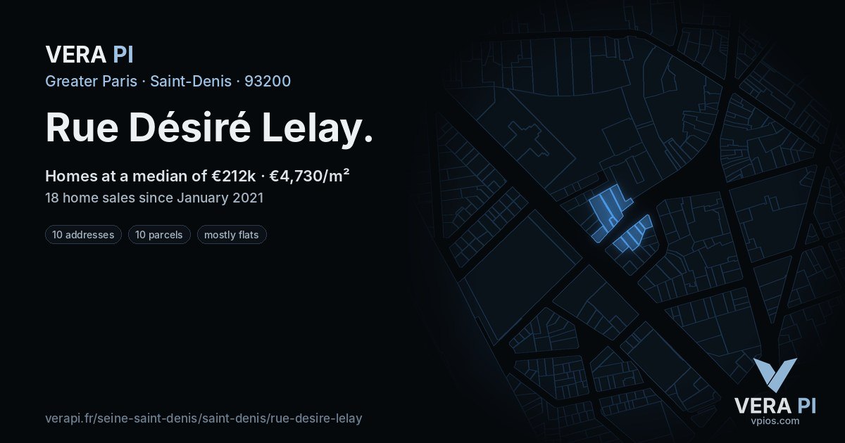 Rue Désiré Lelay, Saint-Denis at night – every parcel coloured by the prices around it, the street's own parcels lit