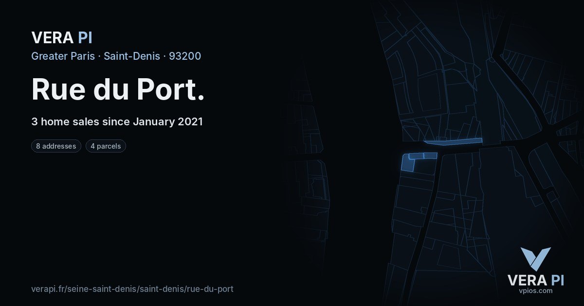 Rue du Port, Saint-Denis at night – every parcel coloured by the prices around it, the street's own parcels lit