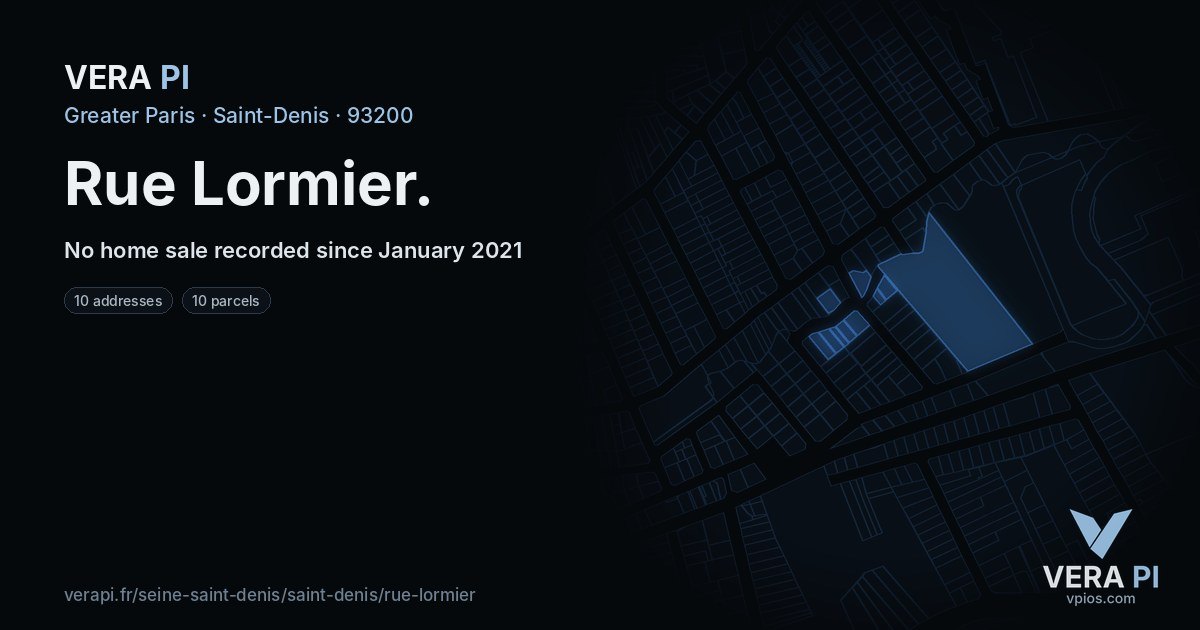 Rue Lormier, Saint-Denis at night – every parcel coloured by the prices around it, the street's own parcels lit