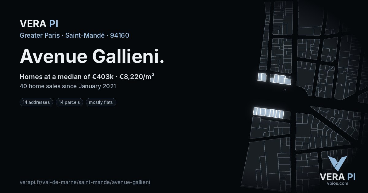 Avenue Gallieni, Saint-Mandé at night – every parcel coloured by the prices around it, the street's own parcels lit