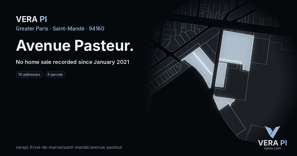 Avenue Pasteur, Saint-Mandé at night – every parcel coloured by the prices around it, the street's own parcels lit