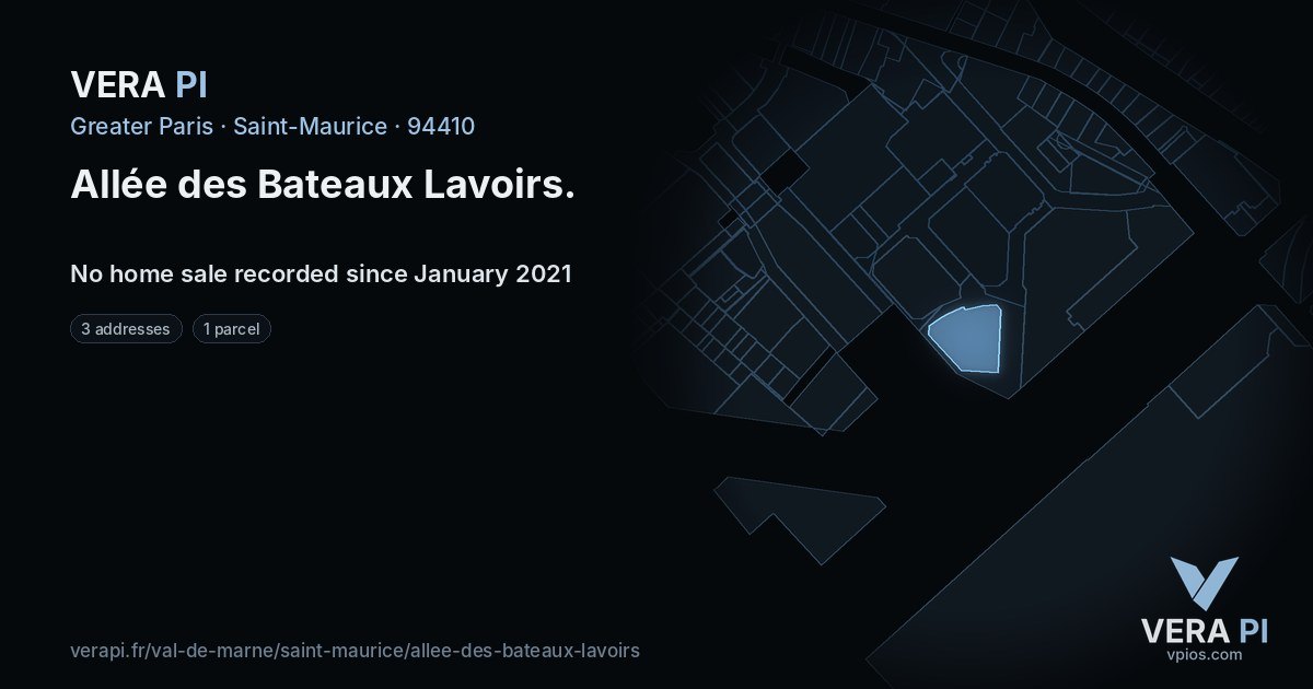 Allée des Bateaux Lavoirs, Saint-Maurice at night – every parcel coloured by the prices around it, the street's own parcels lit