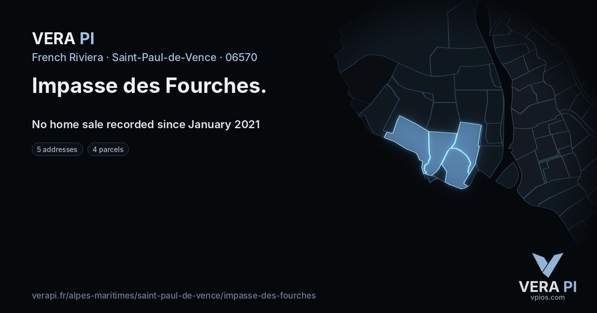 Impasse des Fourches, Saint-Paul-de-Vence at night – every parcel coloured by the prices around it, the street's own parcels lit