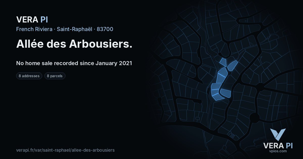 Allée des Arbousiers, Saint-Raphaël at night – every parcel coloured by the prices around it, the street's own parcels lit
