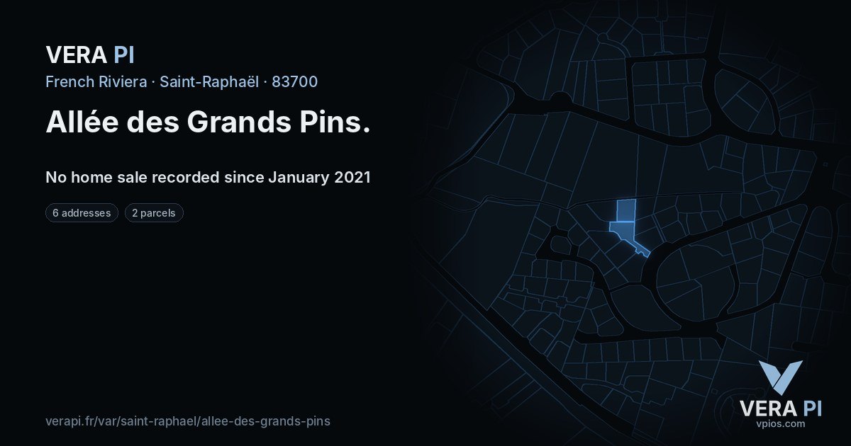 Allée des Grands Pins, Saint-Raphaël at night – every parcel coloured by the prices around it, the street's own parcels lit