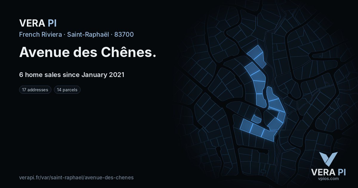 Avenue des Chênes, Saint-Raphaël at night – every parcel coloured by the prices around it, the street's own parcels lit