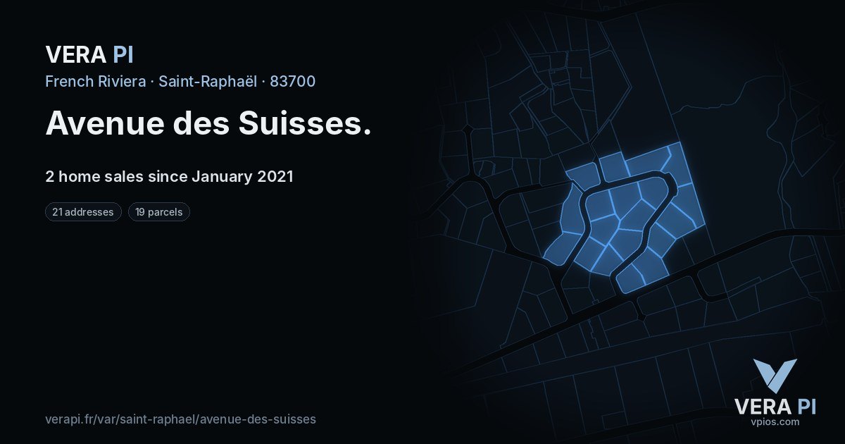 Avenue des Suisses, Saint-Raphaël at night – every parcel coloured by the prices around it, the street's own parcels lit