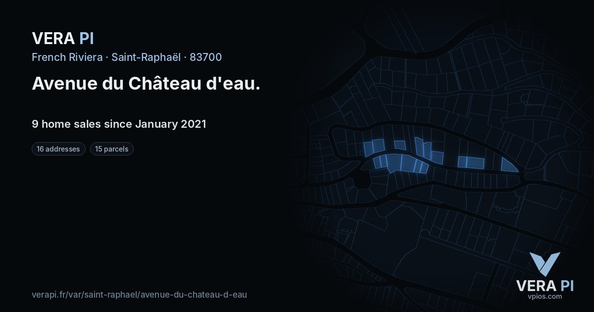 Avenue du Château d'eau, Saint-Raphaël at night – every parcel coloured by the prices around it, the street's own parcels lit